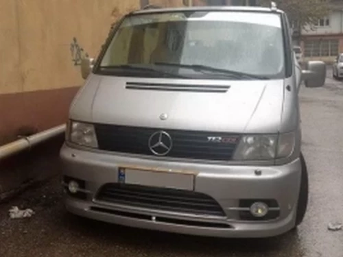 Накладка на передний бампер MERCEDES Vito W638 - Ozel стиль 3