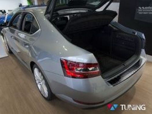 Накладка на задній бампер Skoda Superb III (3V; 15-) Liftback - Avisa (чорна) 4