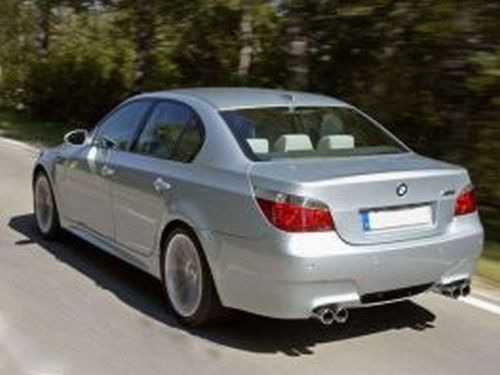 Обвес BMW 5 E60 (03-10) Sedan - M5 стиль 4