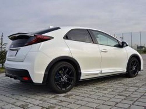 Накладка на нижній спойлер Honda Civic 9 (14-17) Hatchback рестайлінг 4