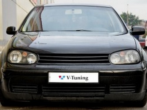 Решітка радіатора VW Golf IV (97-03) - чорна 5