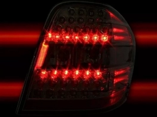 Задні ліхтарі Mercedes M W164 ML (05-08) - LED (червоно-димчасті) 2