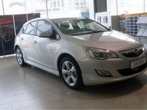 Юбка передняя OPEL Astra J (09-12) 4