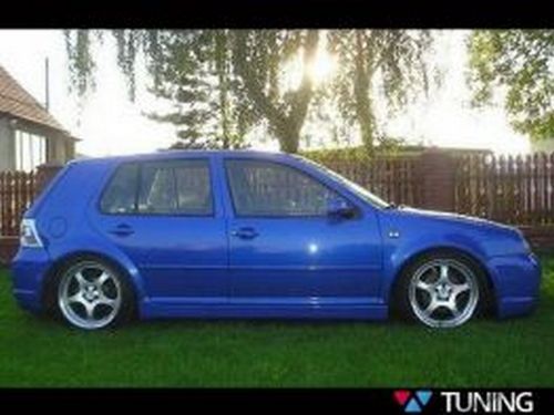 Накладки на пороги VW Golf IV 5D HB - R32 стиль 2