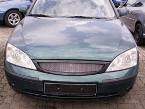 Решётка радиатора FORD Mondeo Mk3 (00-07) - Sport стиль 2