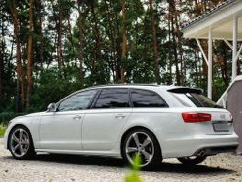 Спойлер над стеклом AUDI A6 C7 (2011-) Combi S-Line - с вырезом 3