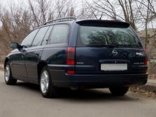 Спойлер - козырёк OPEL Omega B (1994-2003) Combi 2 2