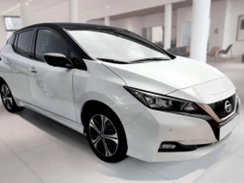 Nissan Leaf II (ZE1; 2017-2022) - front 7