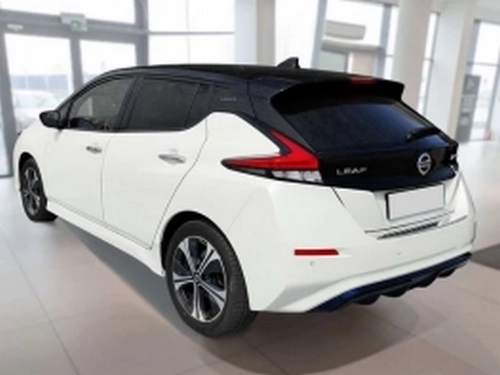 Nissan Leaf II (ZE1; 2017-2022) - rear 8