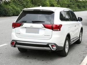 Накладки передняя и задняя Mitsubishi Outlander III (16-18) 8