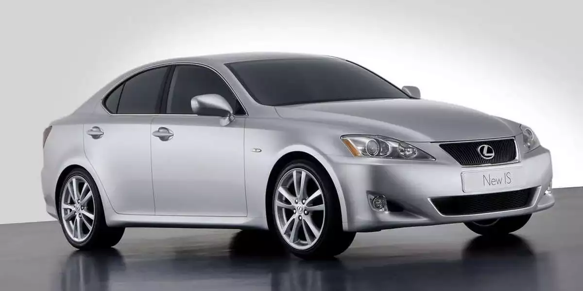 Lexus IS II (XE20; 2005-2013)