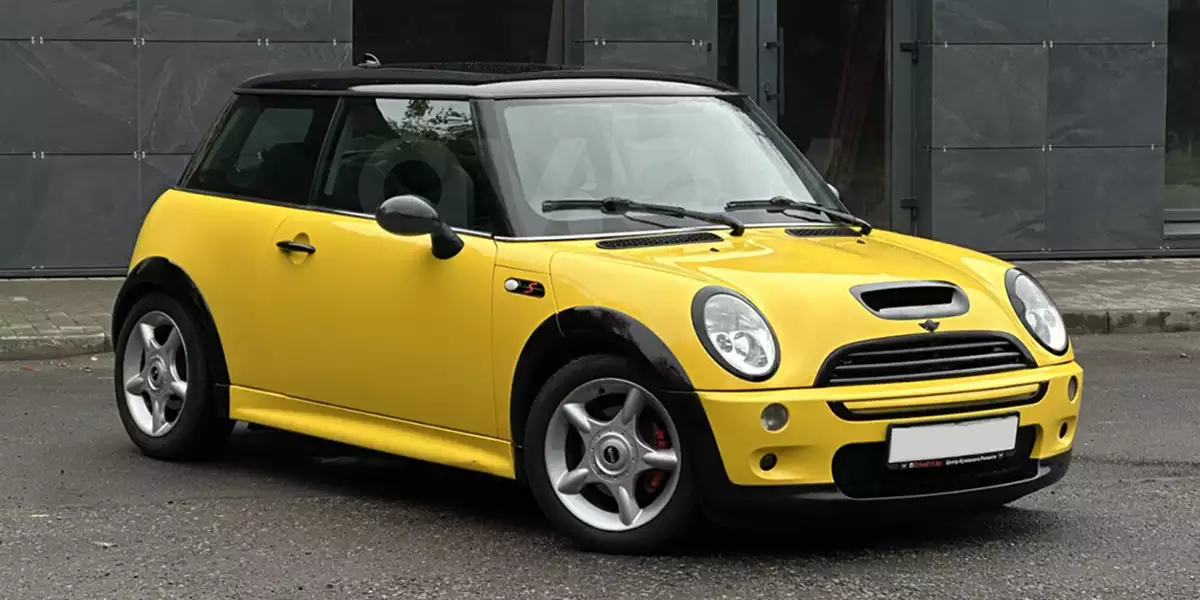 Mini Cooper R50 (2002)