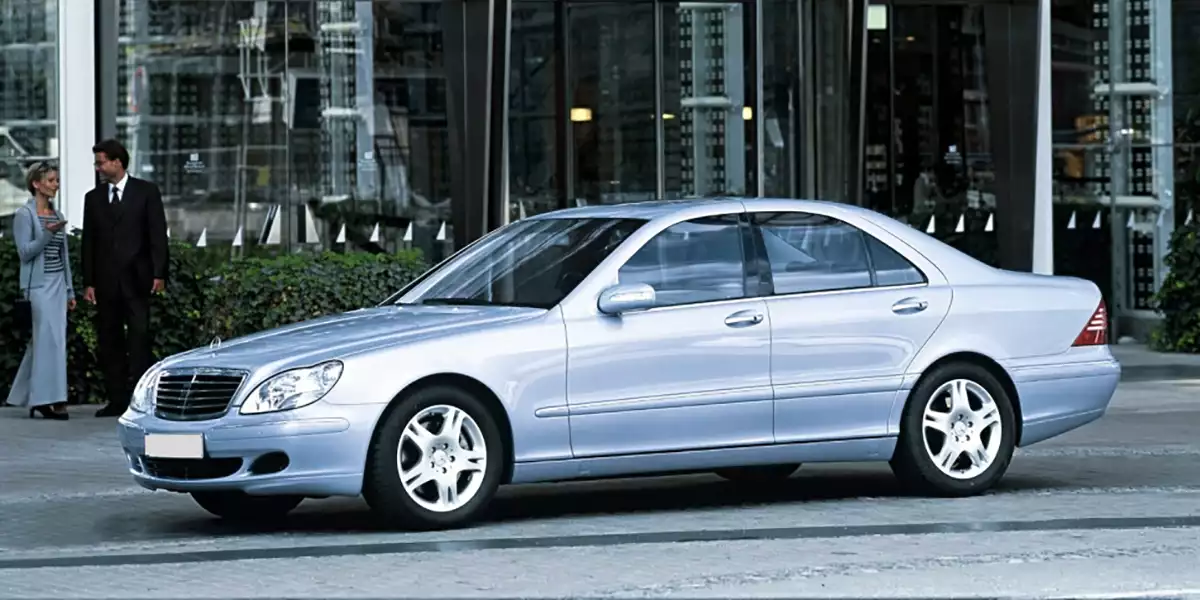 Mercedes S-Class W220 (2002-2005)