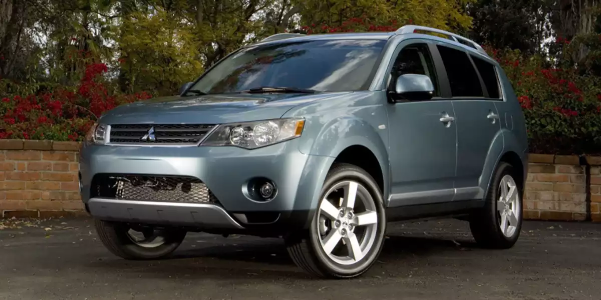 Mitsubishi Outlander II (XL; 2007-2010)