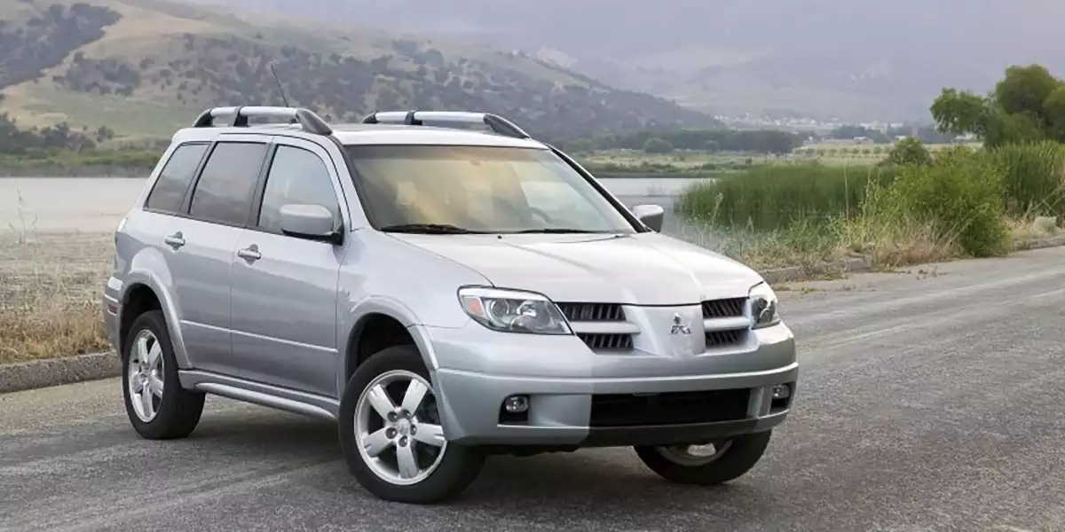 Mitsubishi Outlander I (2003-2006)