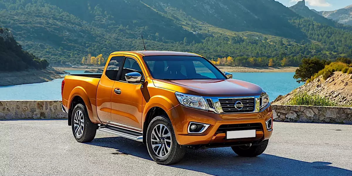 Nissan Navara NP300 King Cab (D23; 2015-)