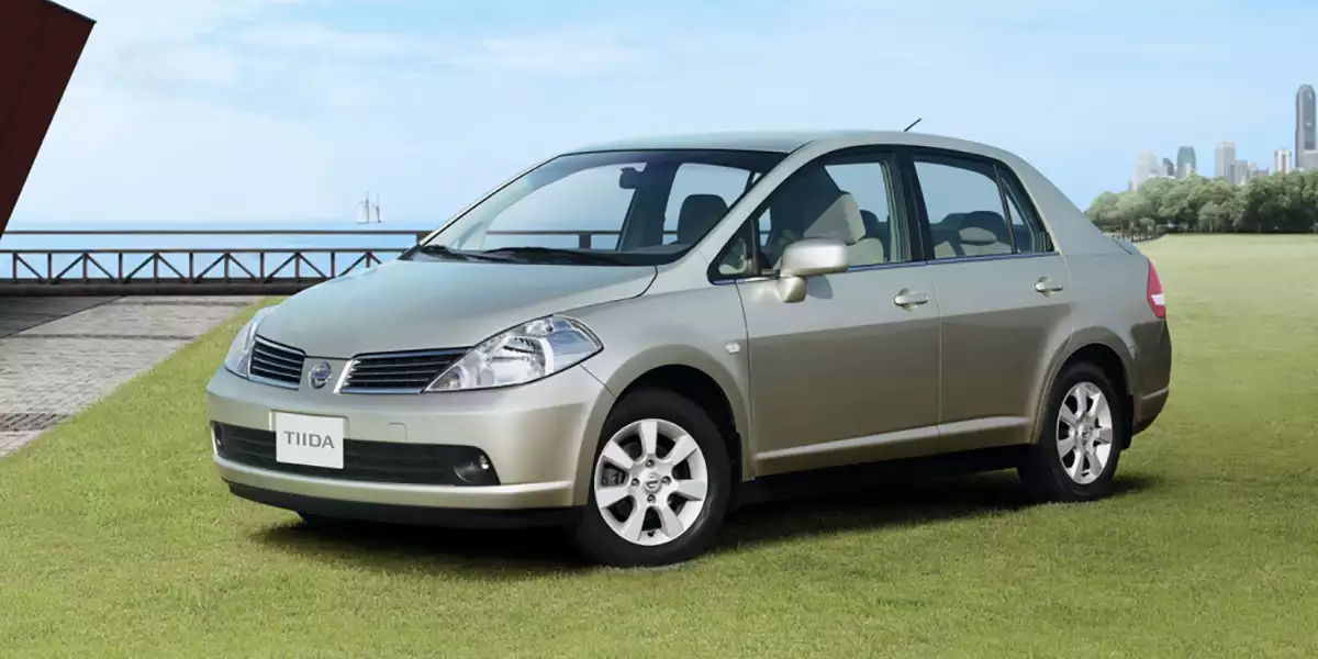 Nissan Tiida I (C11; 2004-2011)