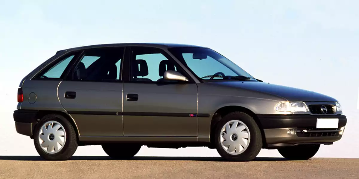 Opel Astra F (T92; 1994-1998) 5D