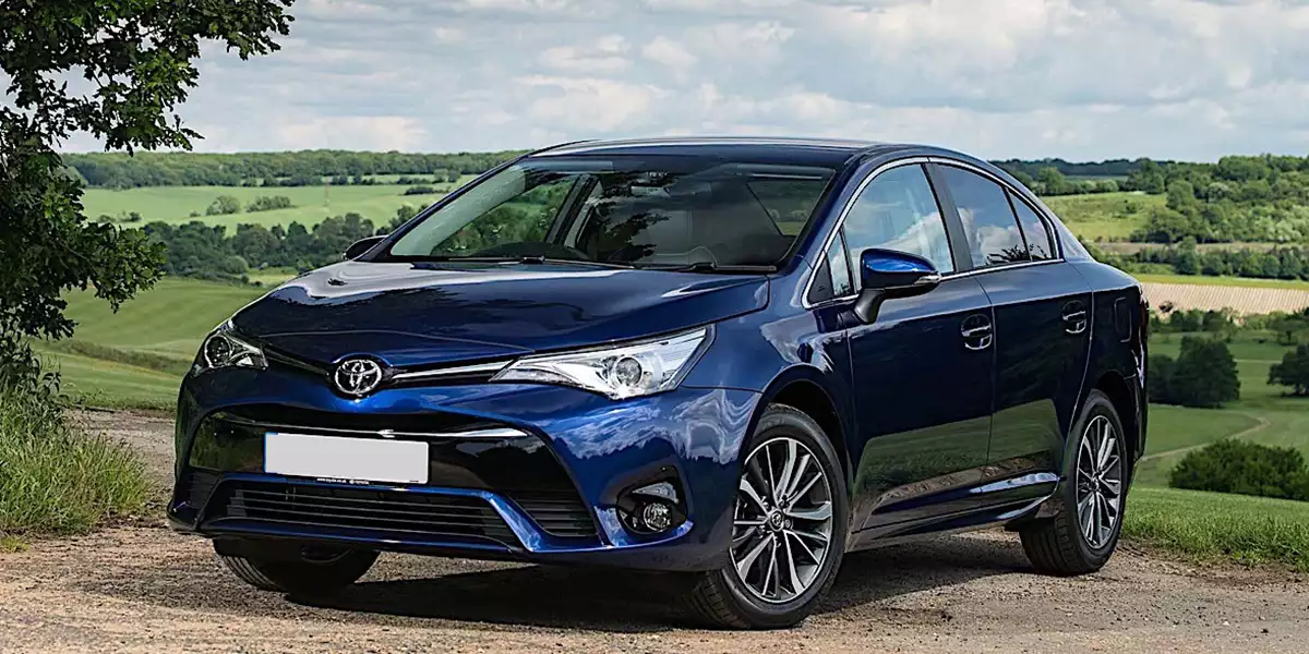 Toyota Avensis III (T270; 2015-2018) другий рестайлінг