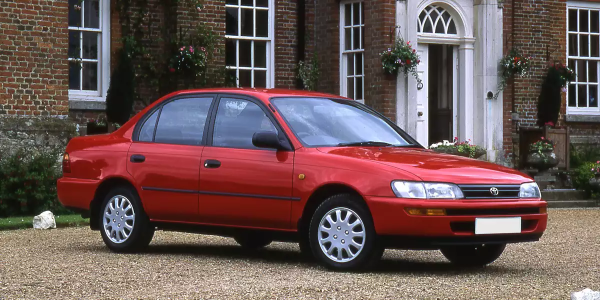 Toyota Corolla VII (E100; 1991-1997) Sedan