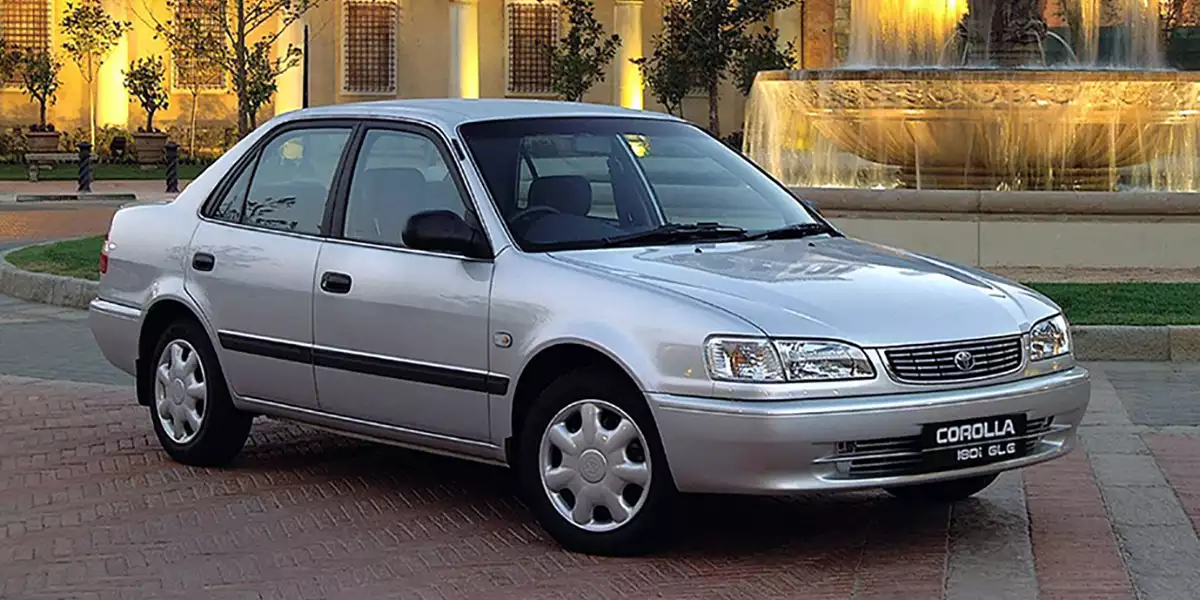 Toyota Corolla VIII (E11; 1997-2001) Sedan