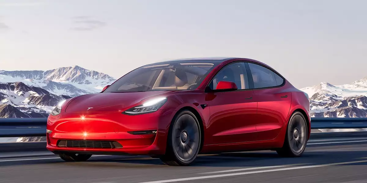 Tesla Model 3 (2020)