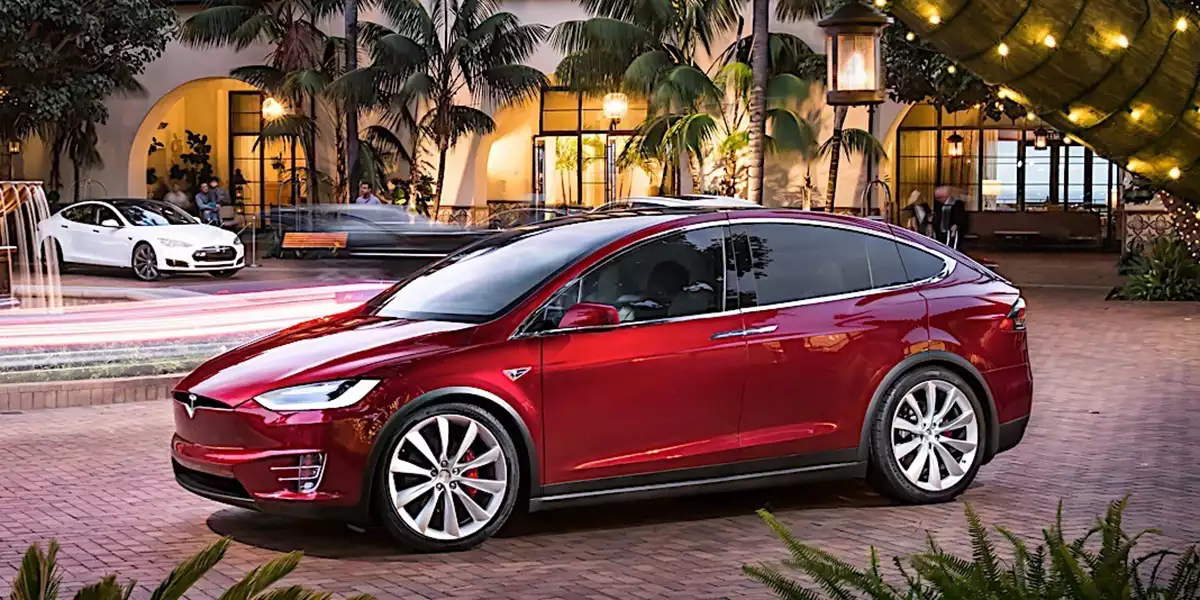 Tesla Model X (2015-2021)