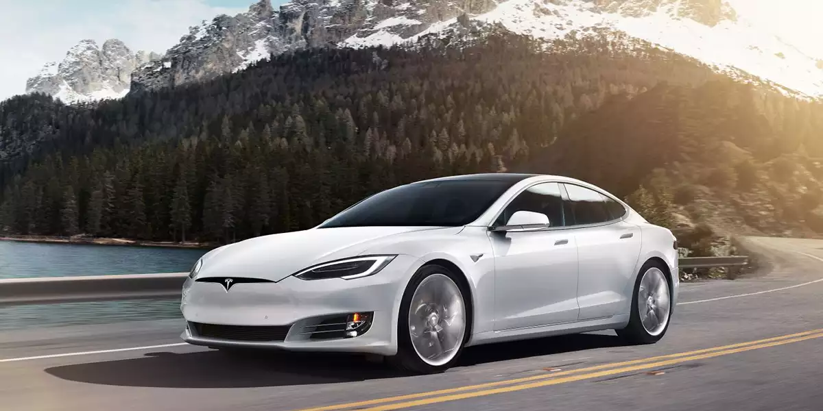 Tesla Model S (2016-2019)