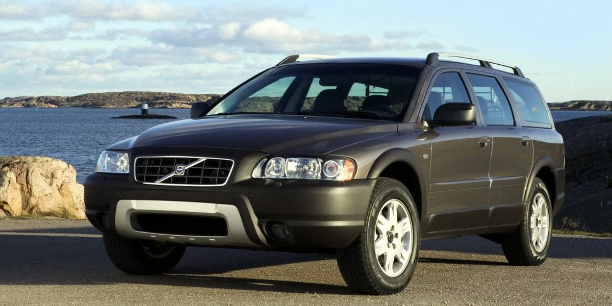 Volvo XC70 I (2004-2007)